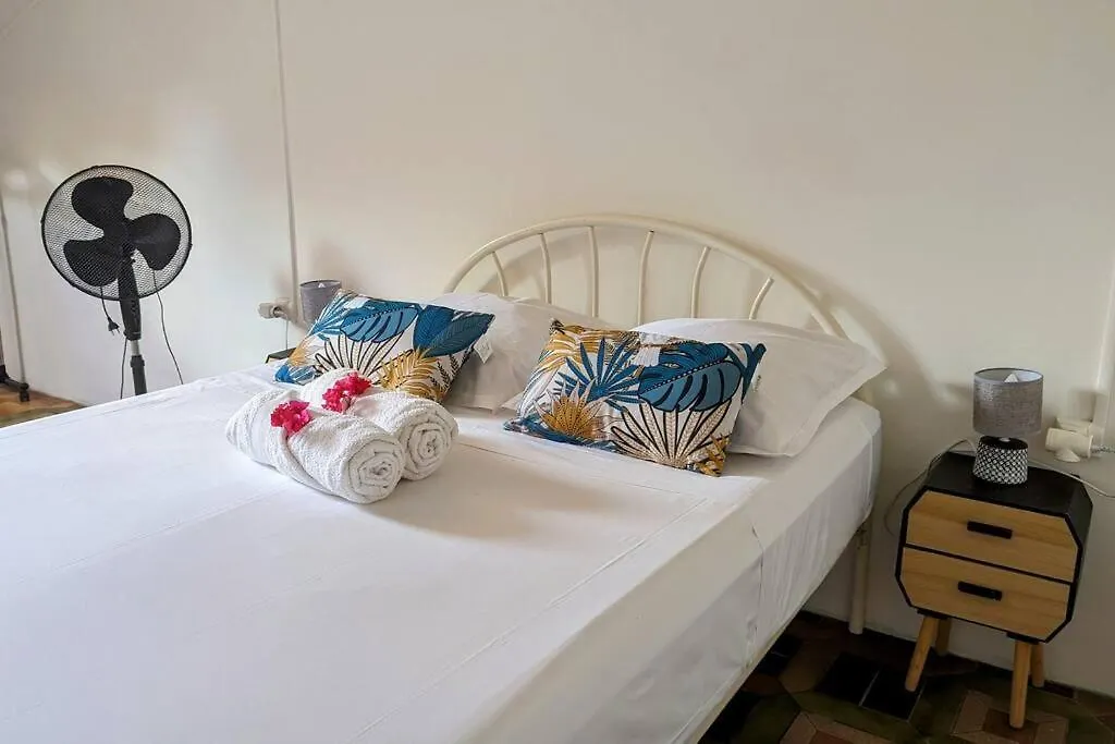 Appartement Tropical Garden Bouillante